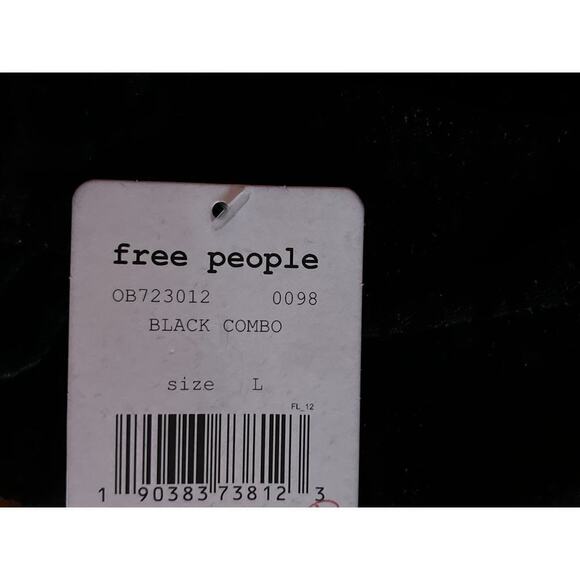 NWT! Free People Women's Sheer Black Lace/Paisley Print Blouse. Size Large - Picture 10 of 10